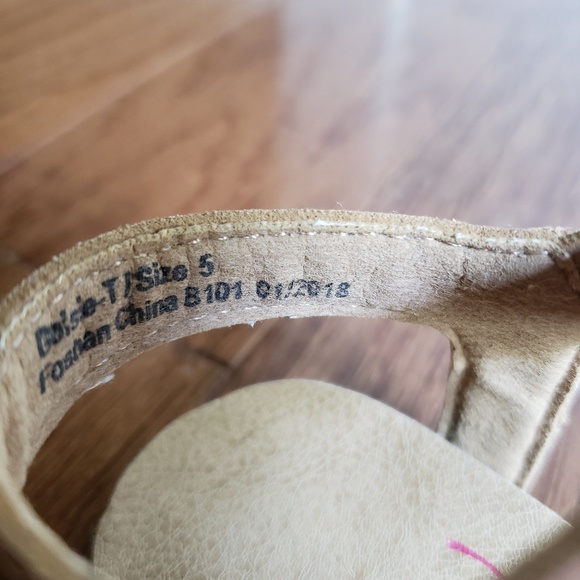 Baby Blowfish sandals size 5 - Picture 5 of 6